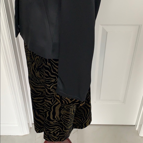 Authentic Gianni Versace Classic V2 2 piece Suit - Picture 2 of 8